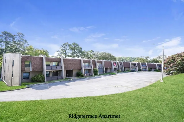 $925 | 915 South Seminole Drive, Unit 3, Chattanooga, TN 37412