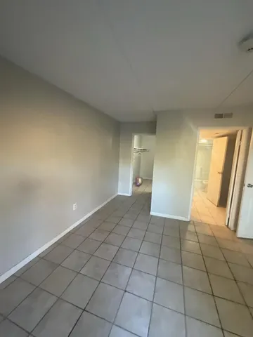 $975 | 915 South Seminole Drive, Unit 3, Chattanooga, TN 37412