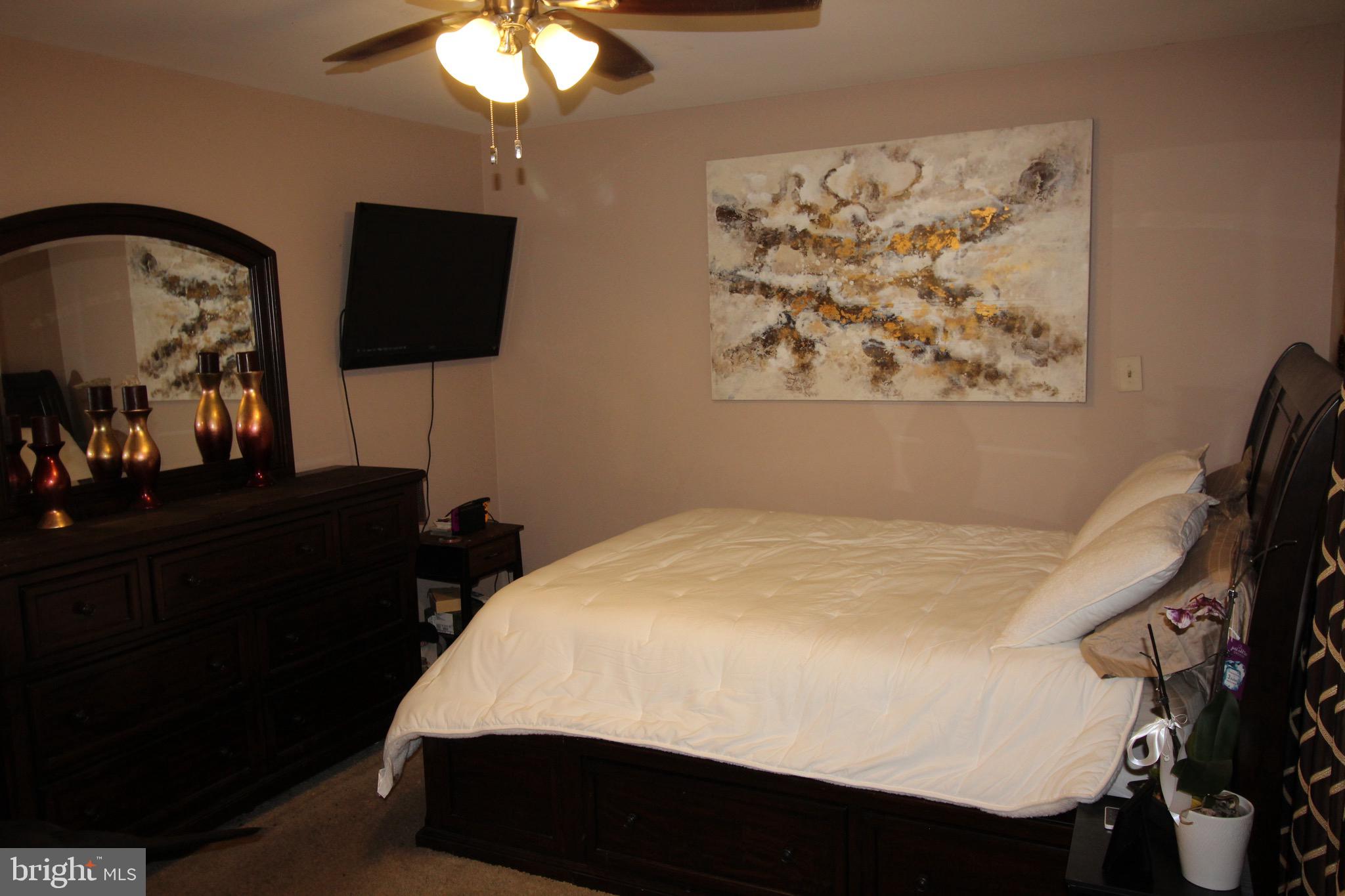 11679 Cemetery Road Bealeton, VA 22712 - Photo 11 of 26 Owners Bedroom