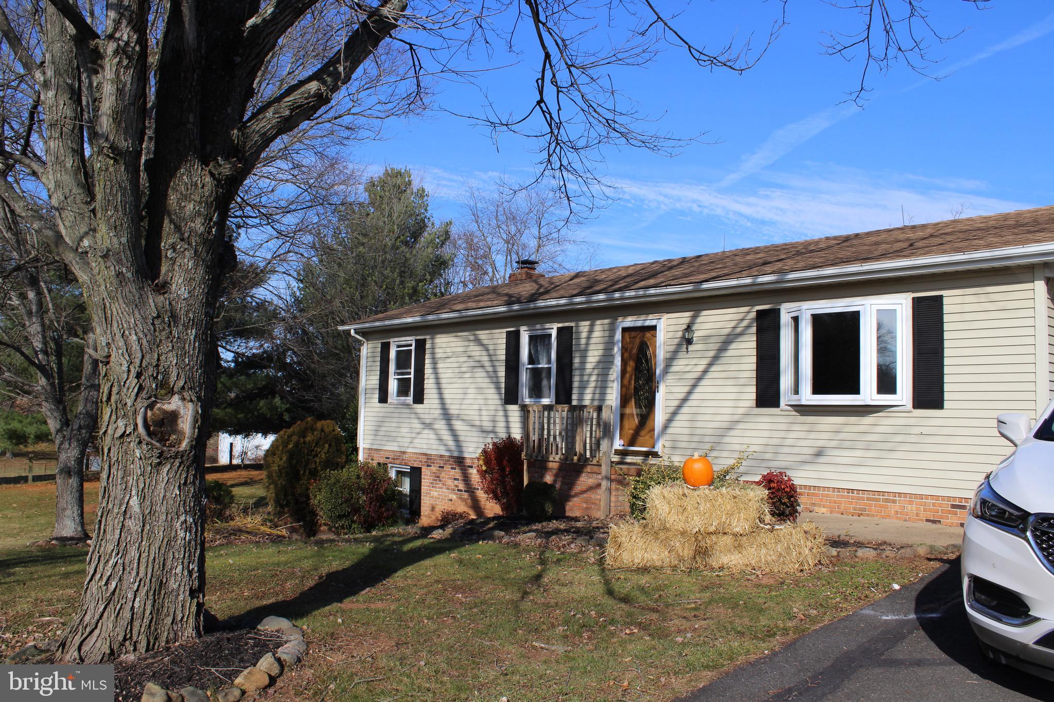 11679 Cemetery Road Bealeton, VA 22712 - Photo 21 of 26 FRONT