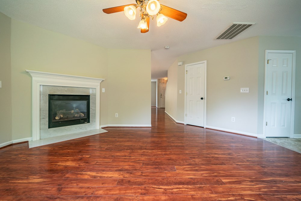 3323 Marshlane Way Raleigh, NC 27610 - Photo 11 of 30 Family Room