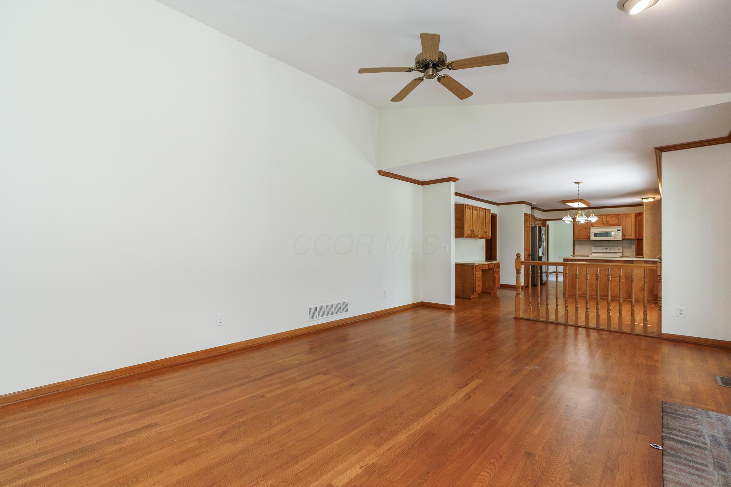 5641 Davidson Road Hilliard, OH 43026 - Photo 10 of 49 Great Room