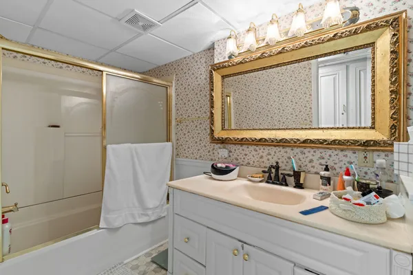 $1,800,000 | 924 Laura Street, Gallatin, TN 37066