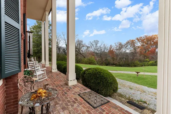 $1,800,000 | 924 Laura Street, Gallatin, TN 37066