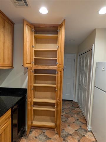 601 Audubon Trace, Unit 601 Jefferson, LA 70121 - Photo 11 of 37