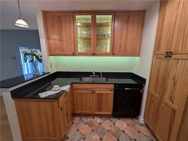 $280,000 | 601 Audubon Trace, Unit 601, Jefferson, LA 70121