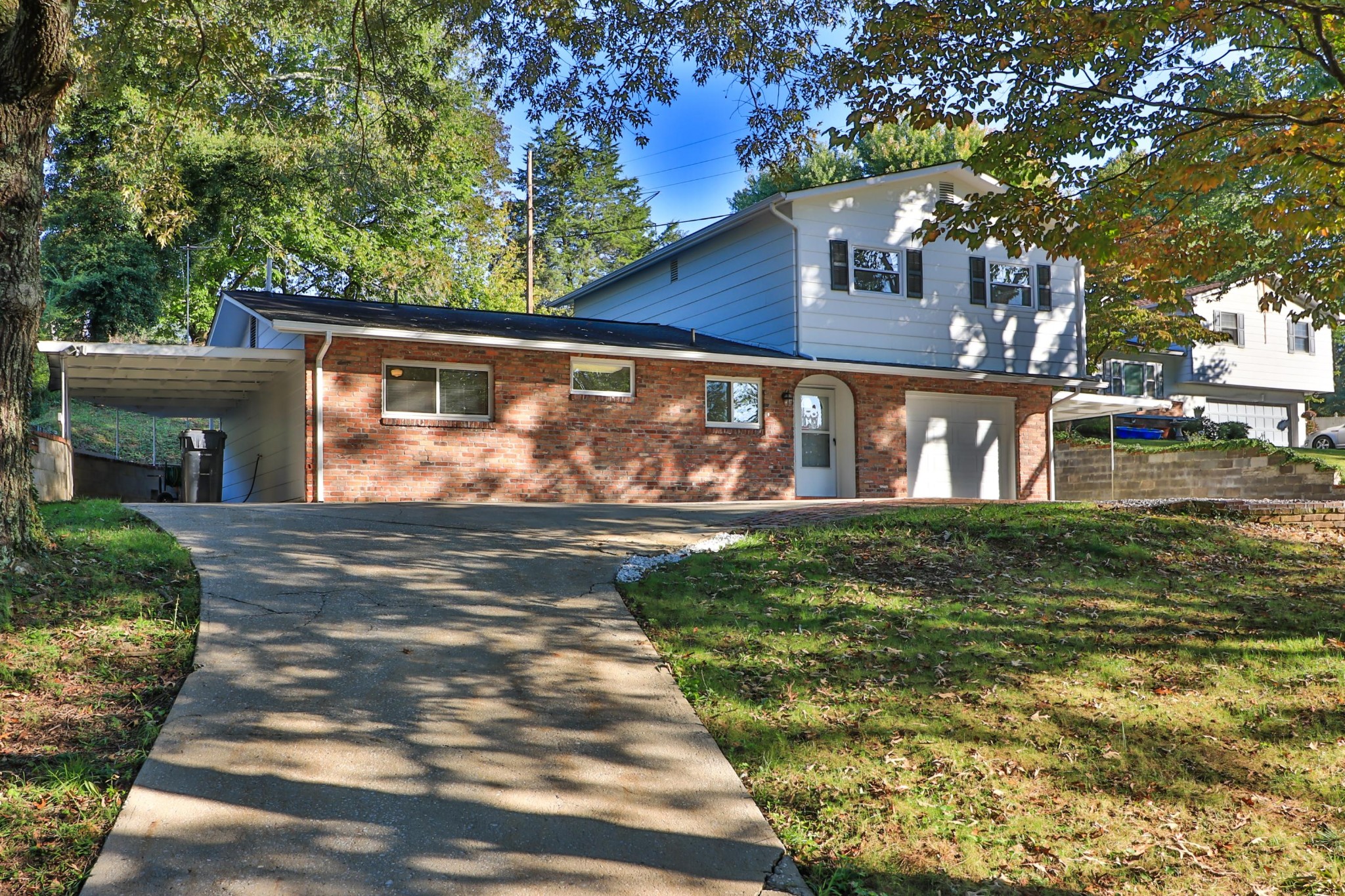 2809 Nickle Road Knoxville, TN 37921 - Photo 2 of 29