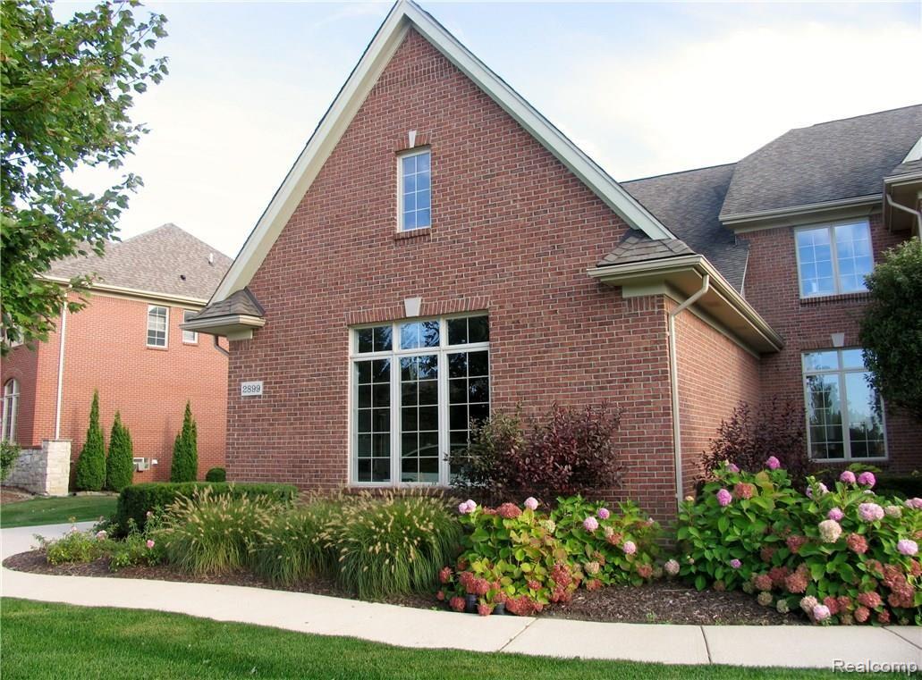 2899 North Addison Circle Rochester, MI 48306 - Photo 3 of 41 FRONT ARCHITECTURE