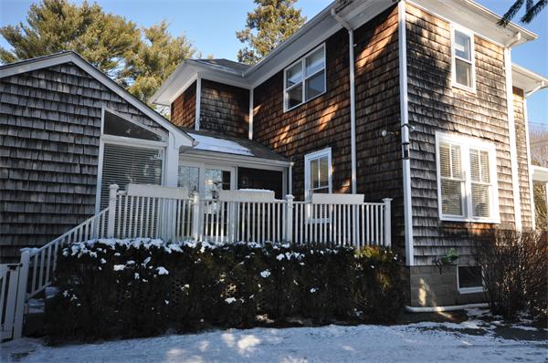 81 Rumstick Road Barrington, RI 02806 - Photo 14 of 16 a front view of a house