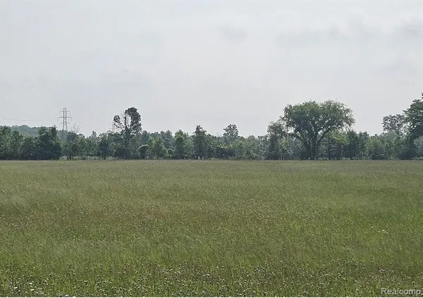$560,000 | 9994 Meisner Road, Casco, MI 48064