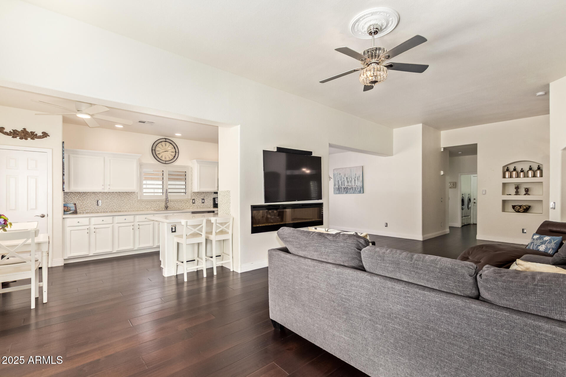 19606 North 23rd Way Phoenix, AZ 85024 - Photo 13 of 41 a living room with furniture and view of kitchen