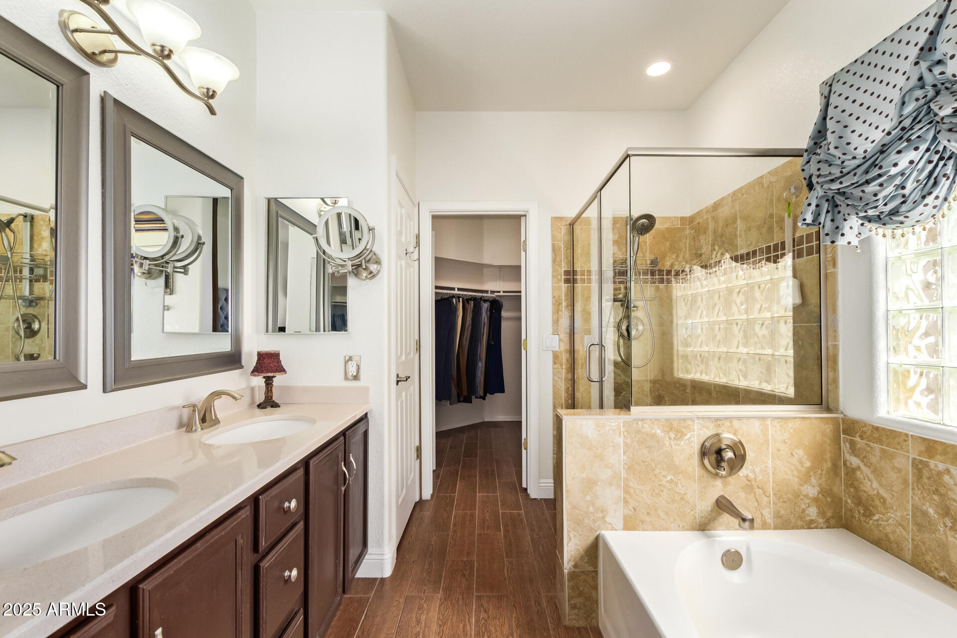 19606 North 23rd Way Phoenix, AZ 85024 - Photo 23 of 41 a bathroom with a tub sink and mirror