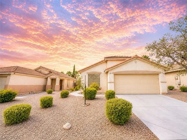 $2,250 | 5041 Nardini Avenue, Las Vegas, NV 89141