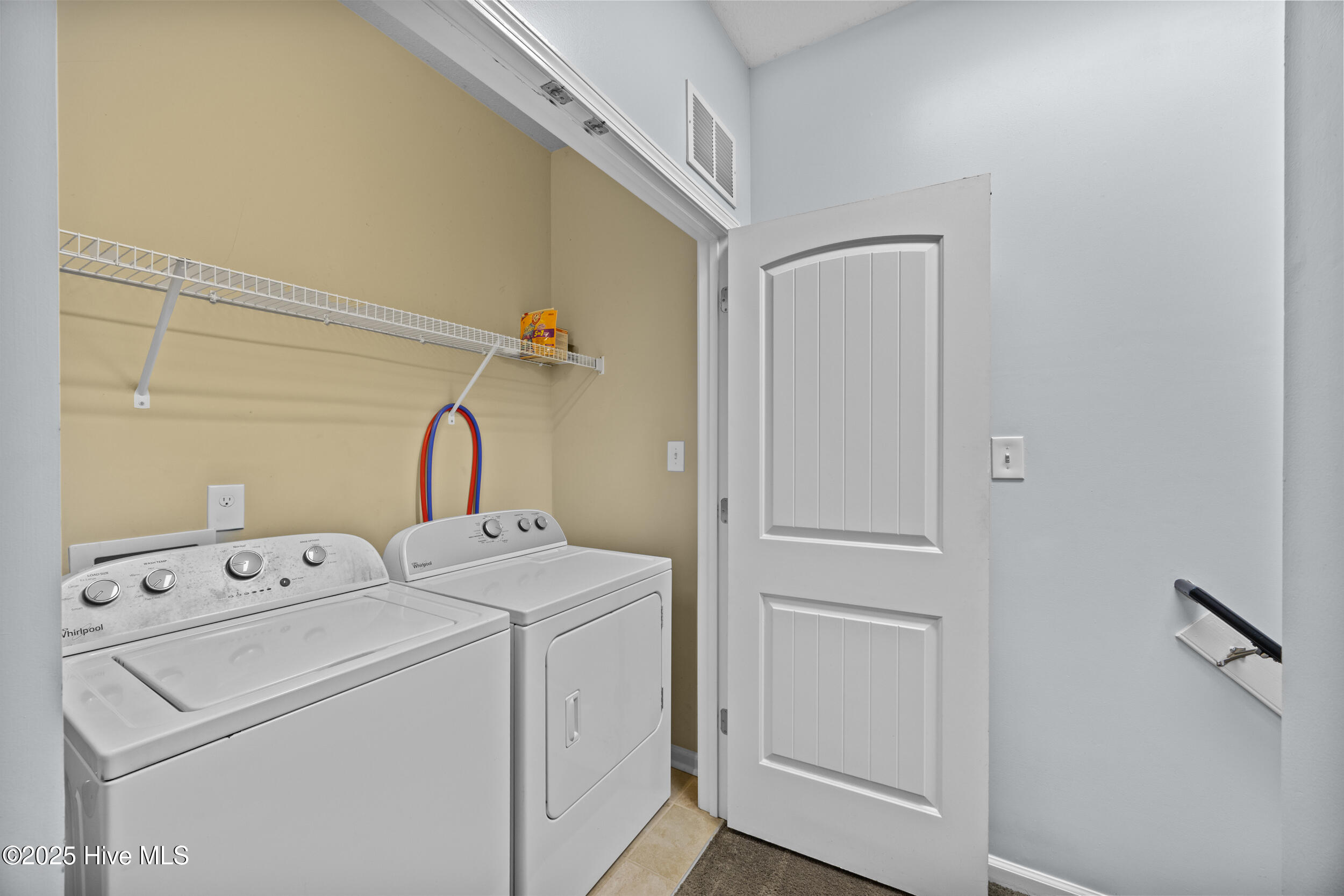 323 Cedar Island Trail Holly Ridge, NC 28445 - Photo 18 of 37 22_laundry