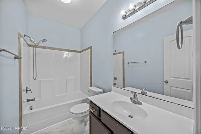 $270,000 | 323 Cedar Island Trail, Holly Ridge, NC 28445