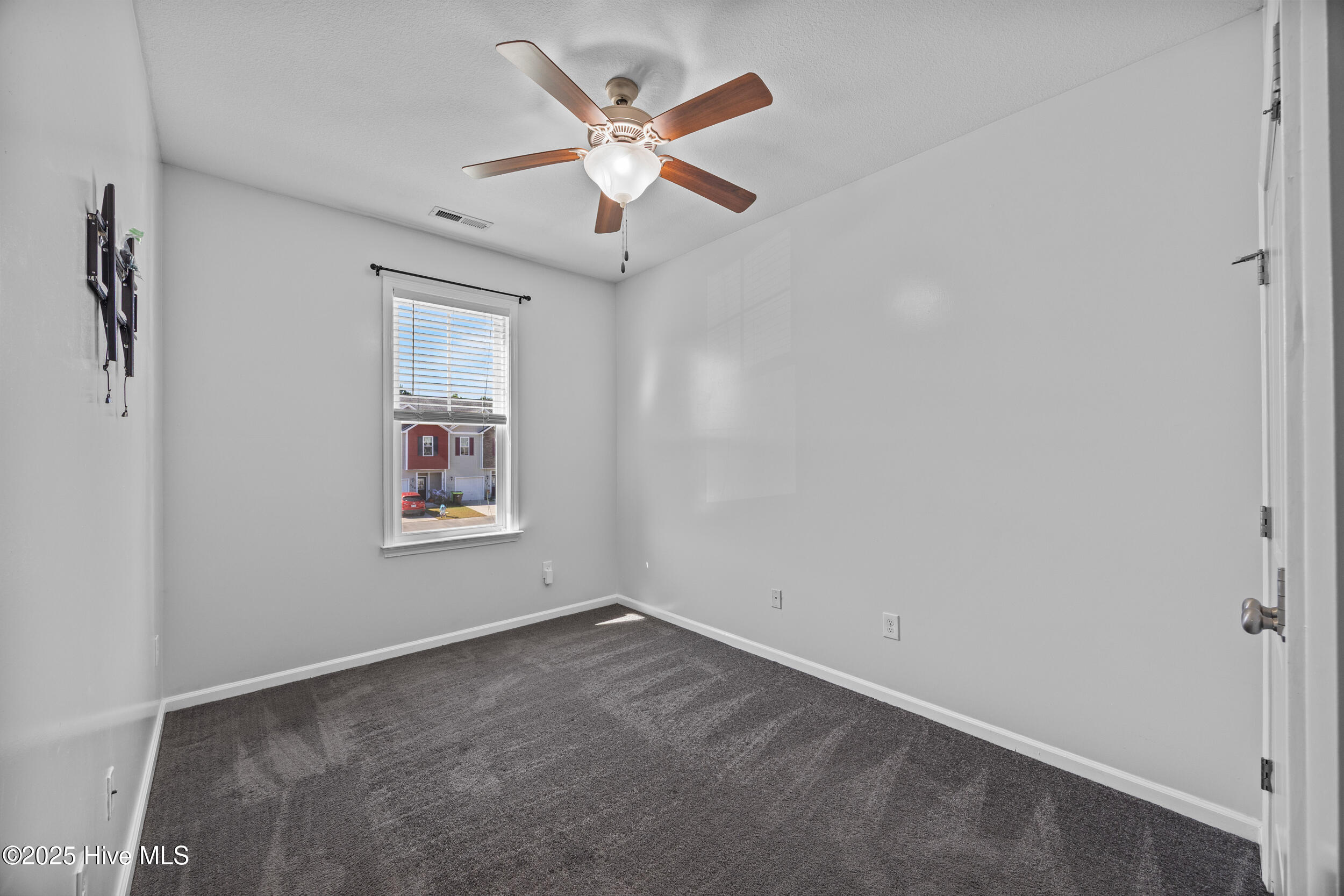 323 Cedar Island Trail Holly Ridge, NC 28445 - Photo 28 of 37 32_bedroom