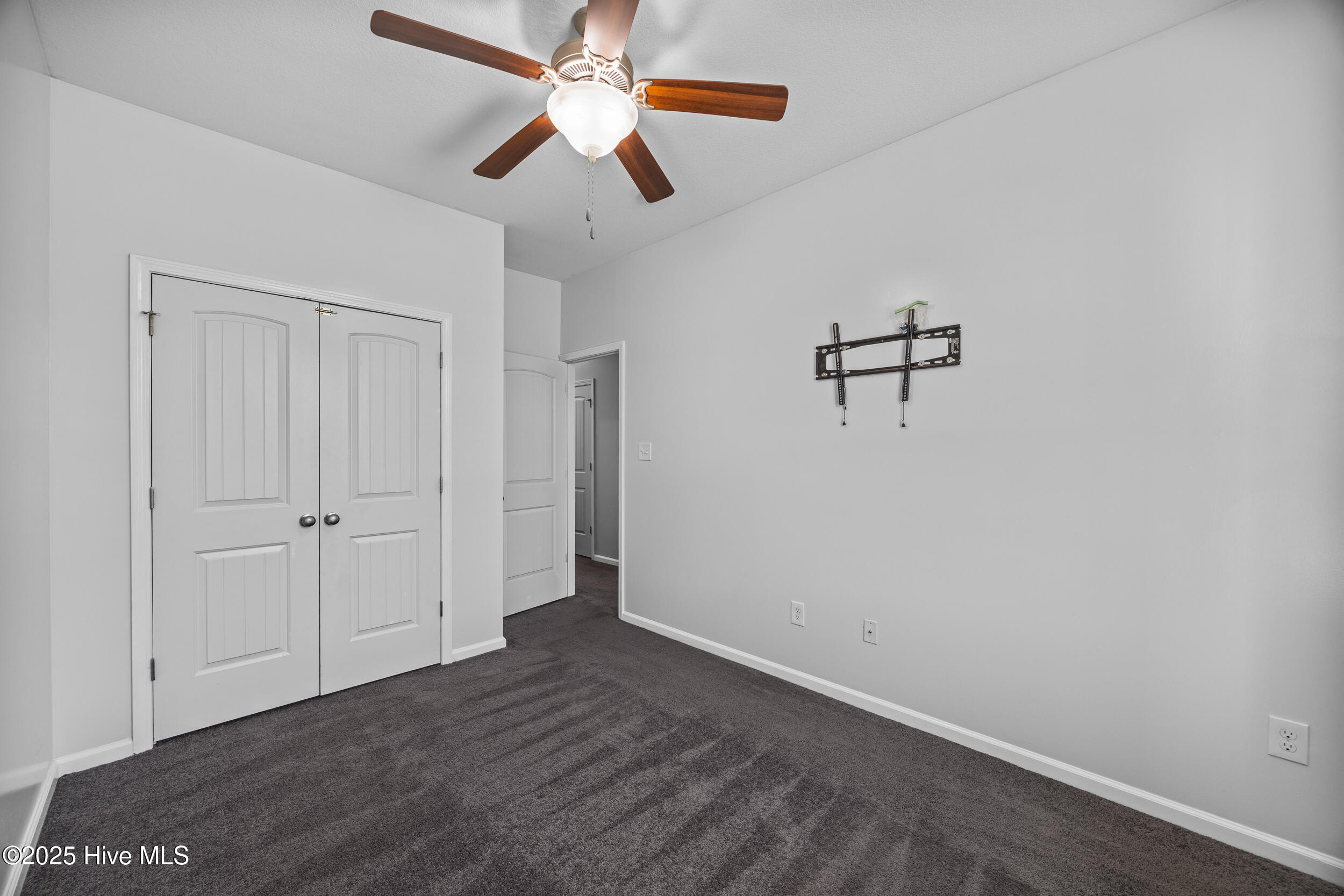 323 Cedar Island Trail Holly Ridge, NC 28445 - Photo 29 of 37 33_bedroom