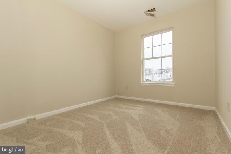 4009 Cutty Sark Road Baltimore, MD 21220 - Photo 17 of 30 Bedroom