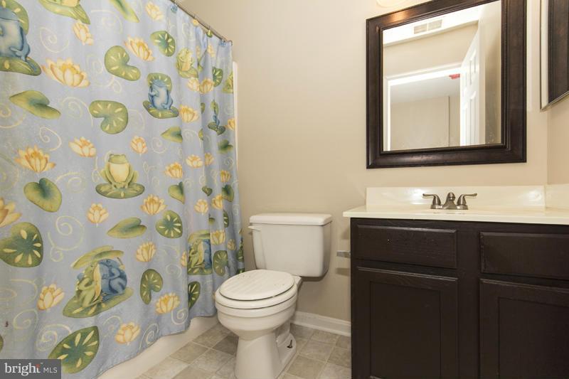 4009 Cutty Sark Road Baltimore, MD 21220 - Photo 20 of 30 Bath