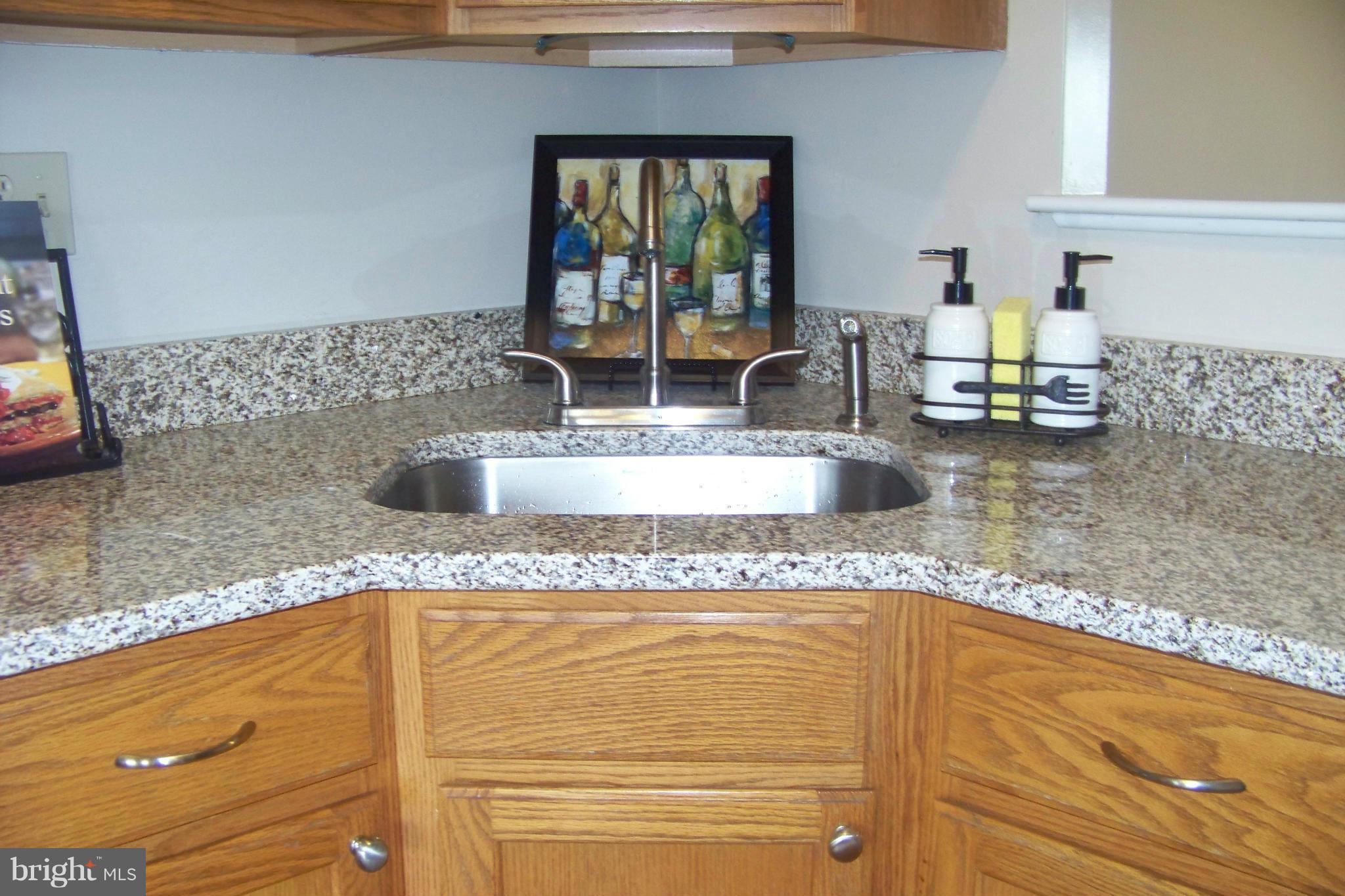 4009 Cutty Sark Road Baltimore, MD 21220 - Photo 3 of 30 Kitchen