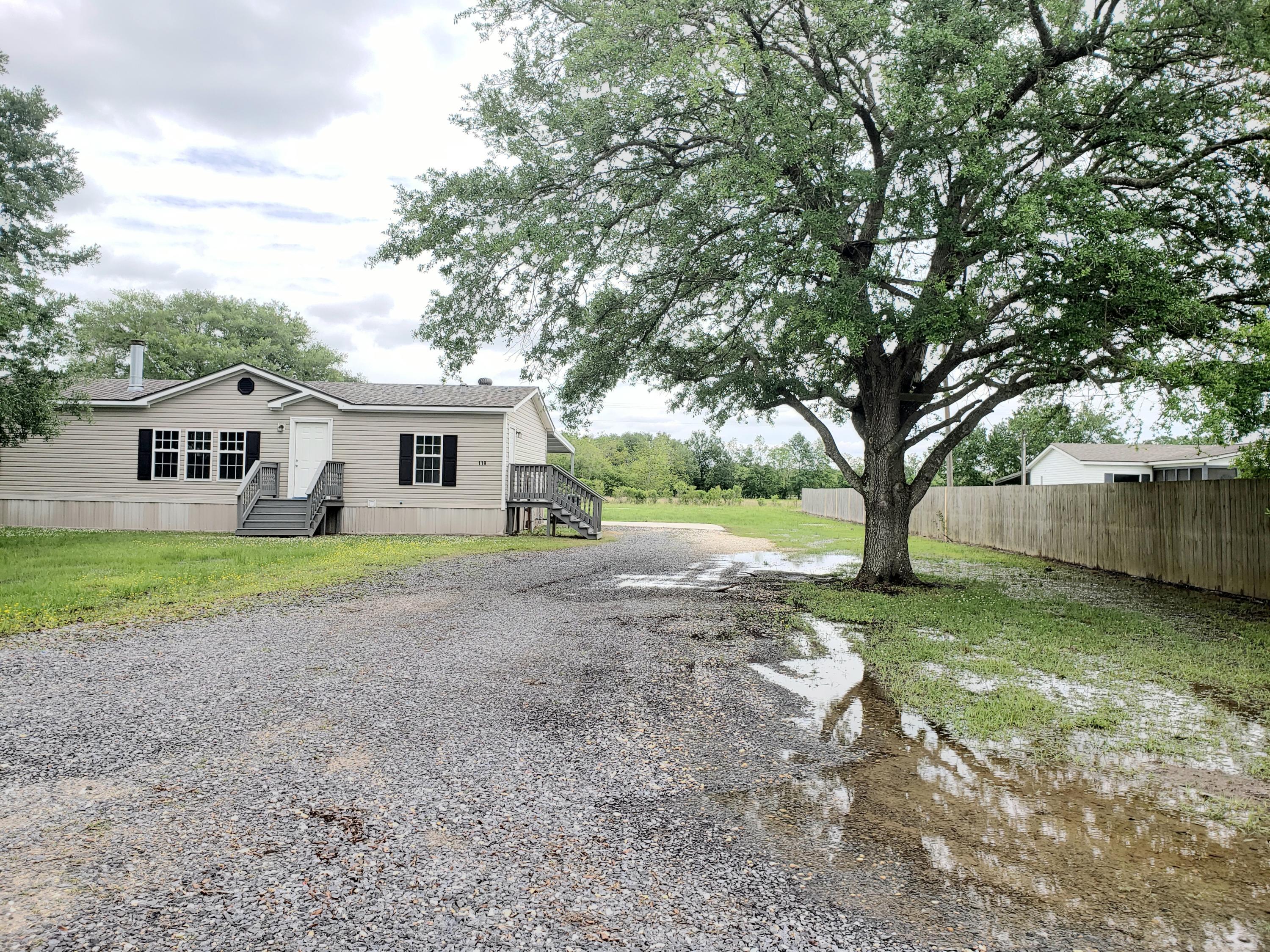 119 Stagecoach Road Duson, LA 70529 - Photo 2 of 25 20210419_131046