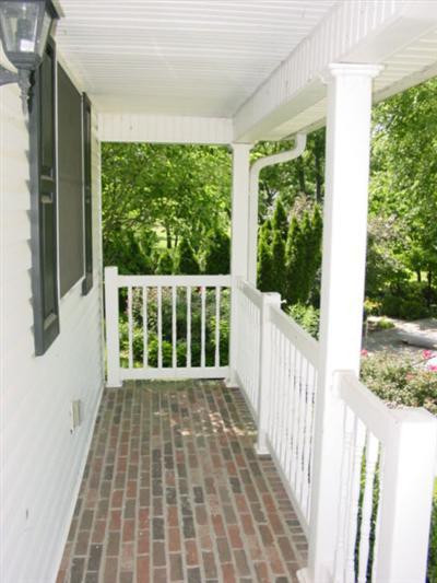 3635 Lexington Road Versailles, KY 40383 - Photo 25 of 74 adorable porch area at the guest house