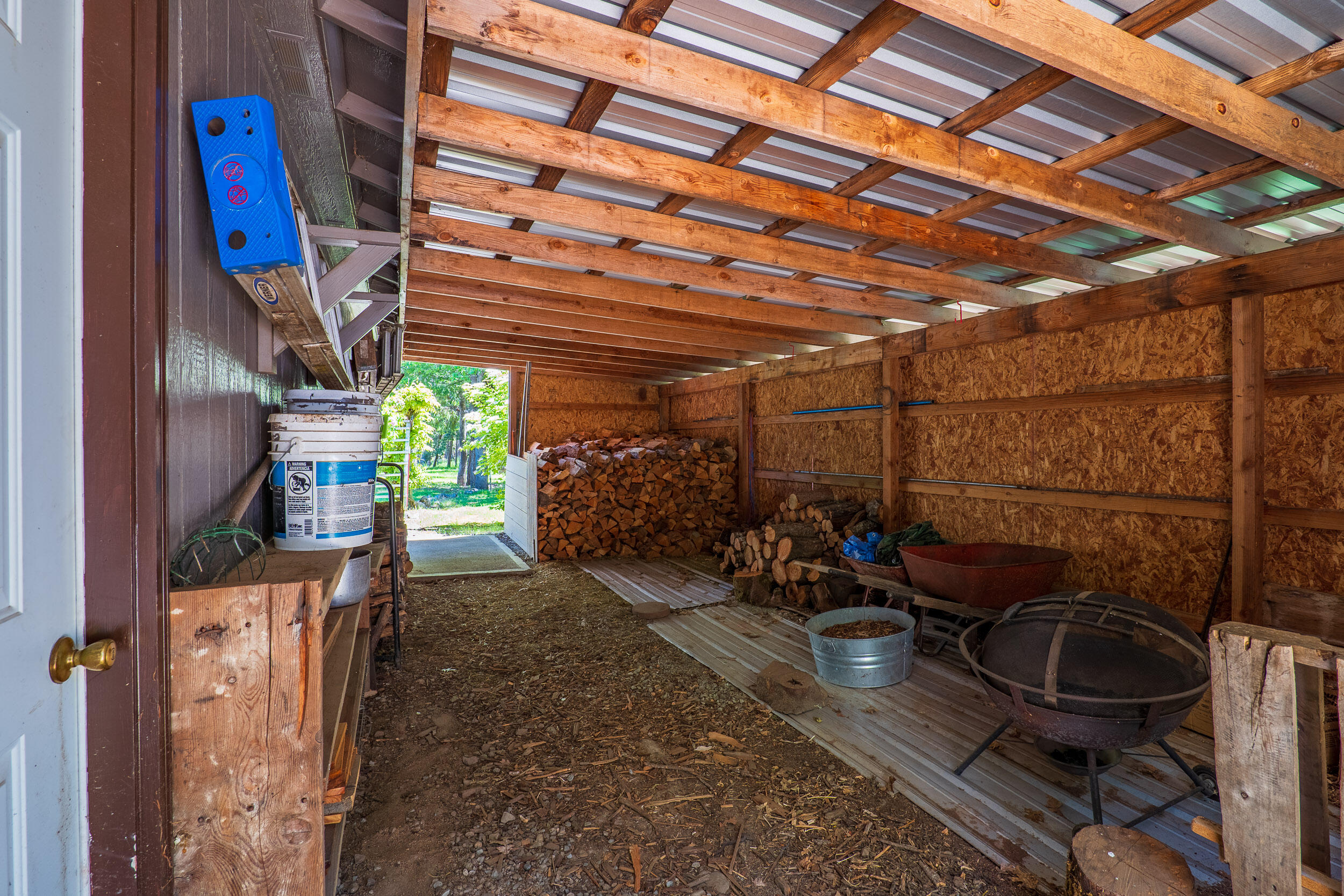 14845 Water Gap Road Williams, OR 97544 - Photo 40 of 44 Wood Shed