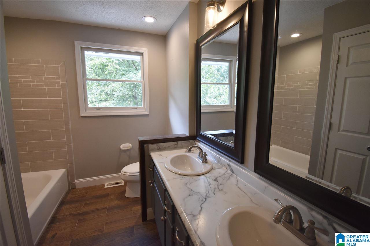 1028 Spring Trail Warrior, AL 35180 - Photo 8 of 23