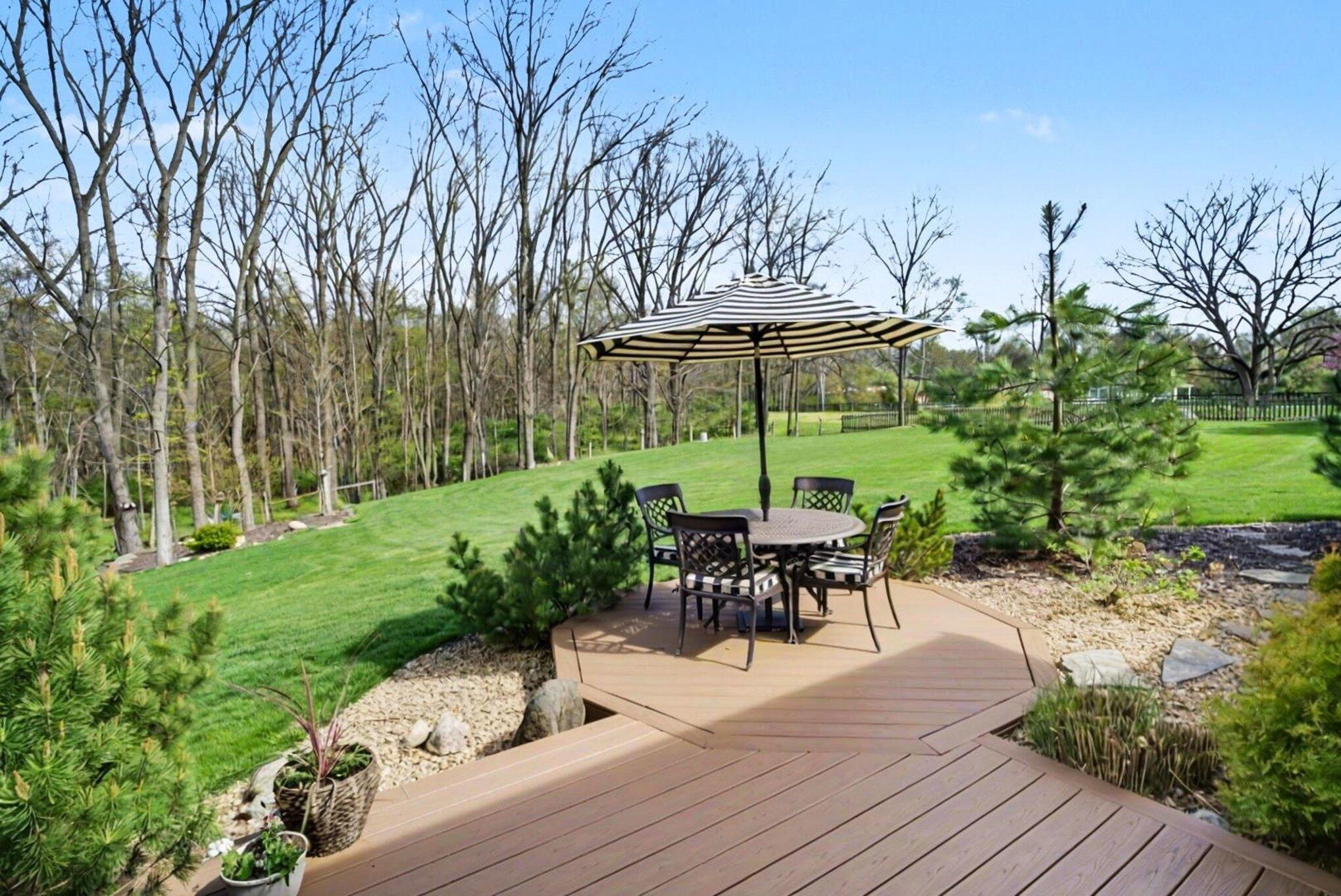2325 Portage Road Niles, MI 49120 - Photo 21 of 42 Side Patio