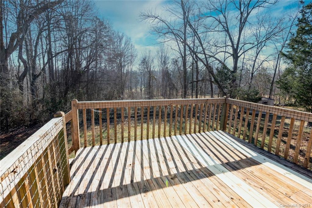 1241 Micol Road Newton, NC 28658 - Photo 11 of 39