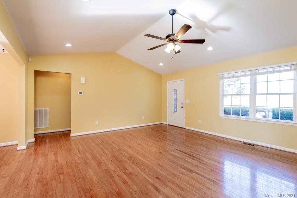 1241 Micol Road Newton, NC 28658 - Photo 15 of 39