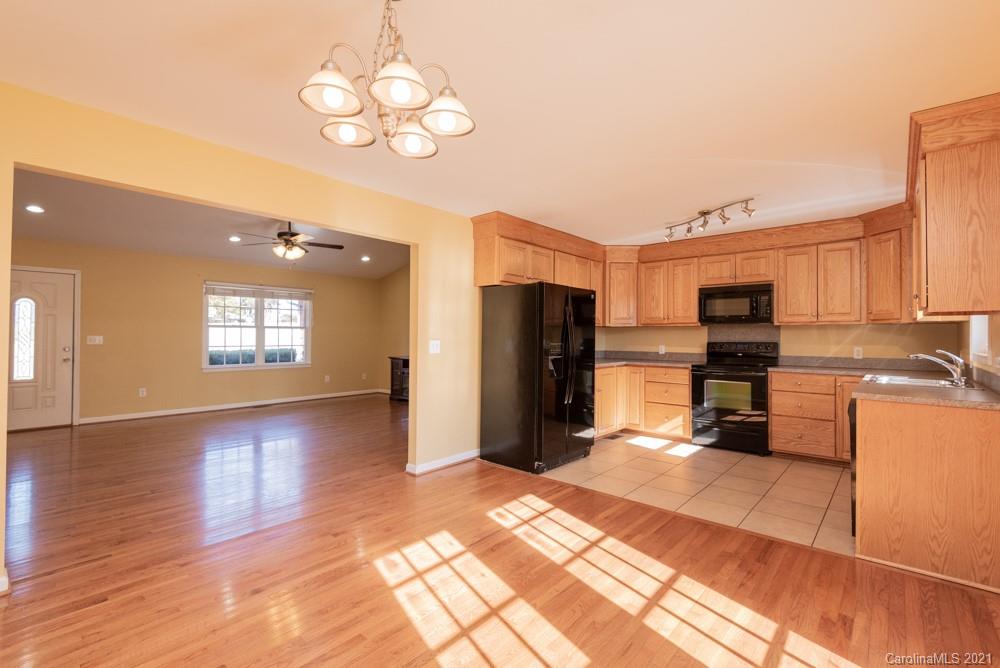1241 Micol Road Newton, NC 28658 - Photo 20 of 39
