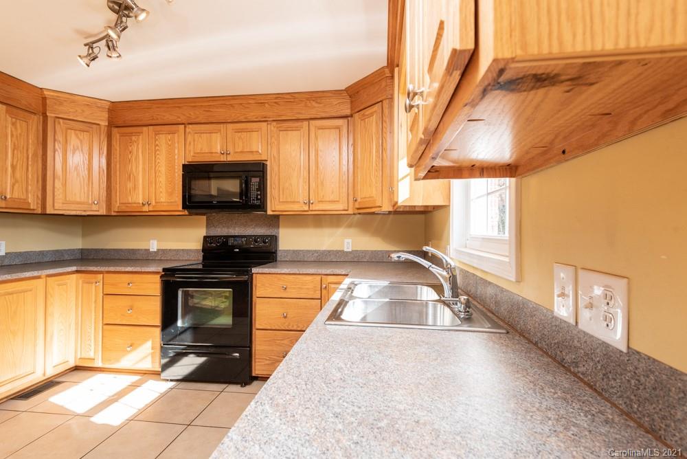 1241 Micol Road Newton, NC 28658 - Photo 22 of 39