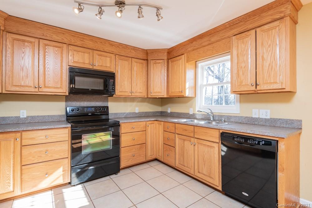 1241 Micol Road Newton, NC 28658 - Photo 23 of 39
