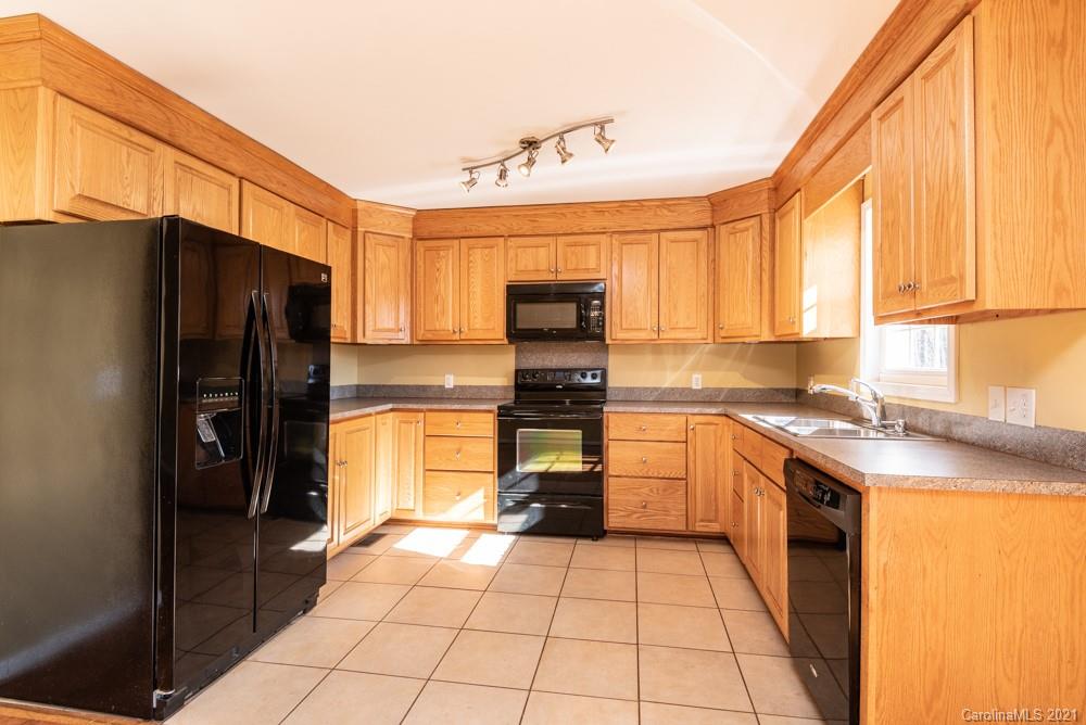 1241 Micol Road Newton, NC 28658 - Photo 24 of 39