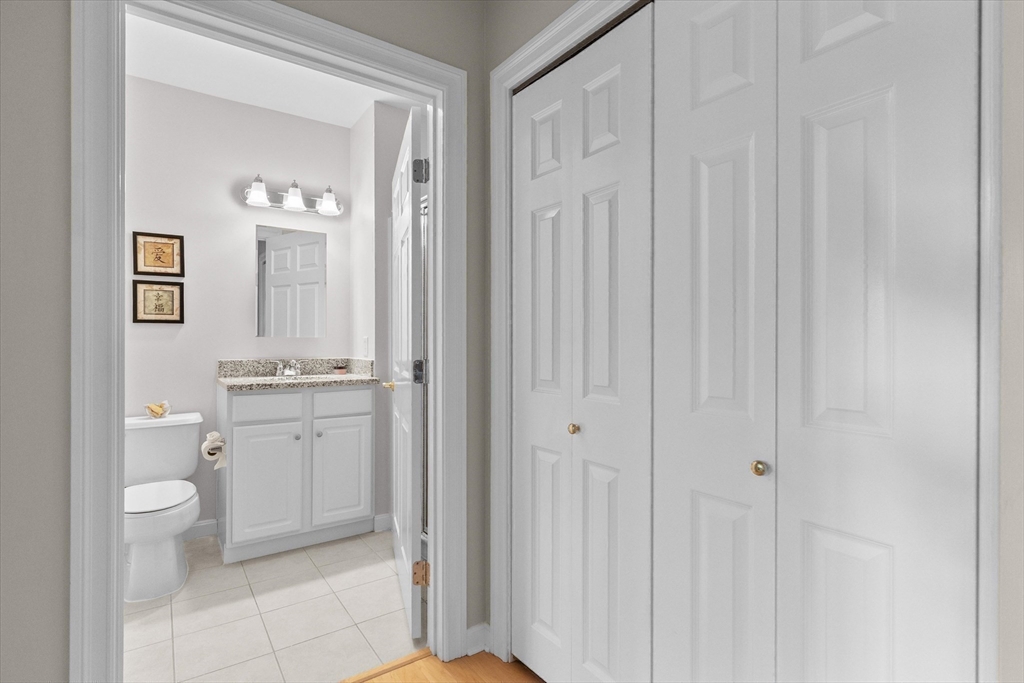 190 Chickering Road, Unit 310D North Andover, MA 01845 - Photo 8 of 38 Gallery Image 8