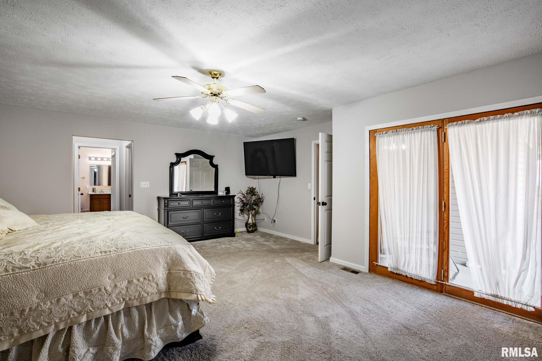 1818 Calico Road Marion, IL 62959 - Photo 14 of 36