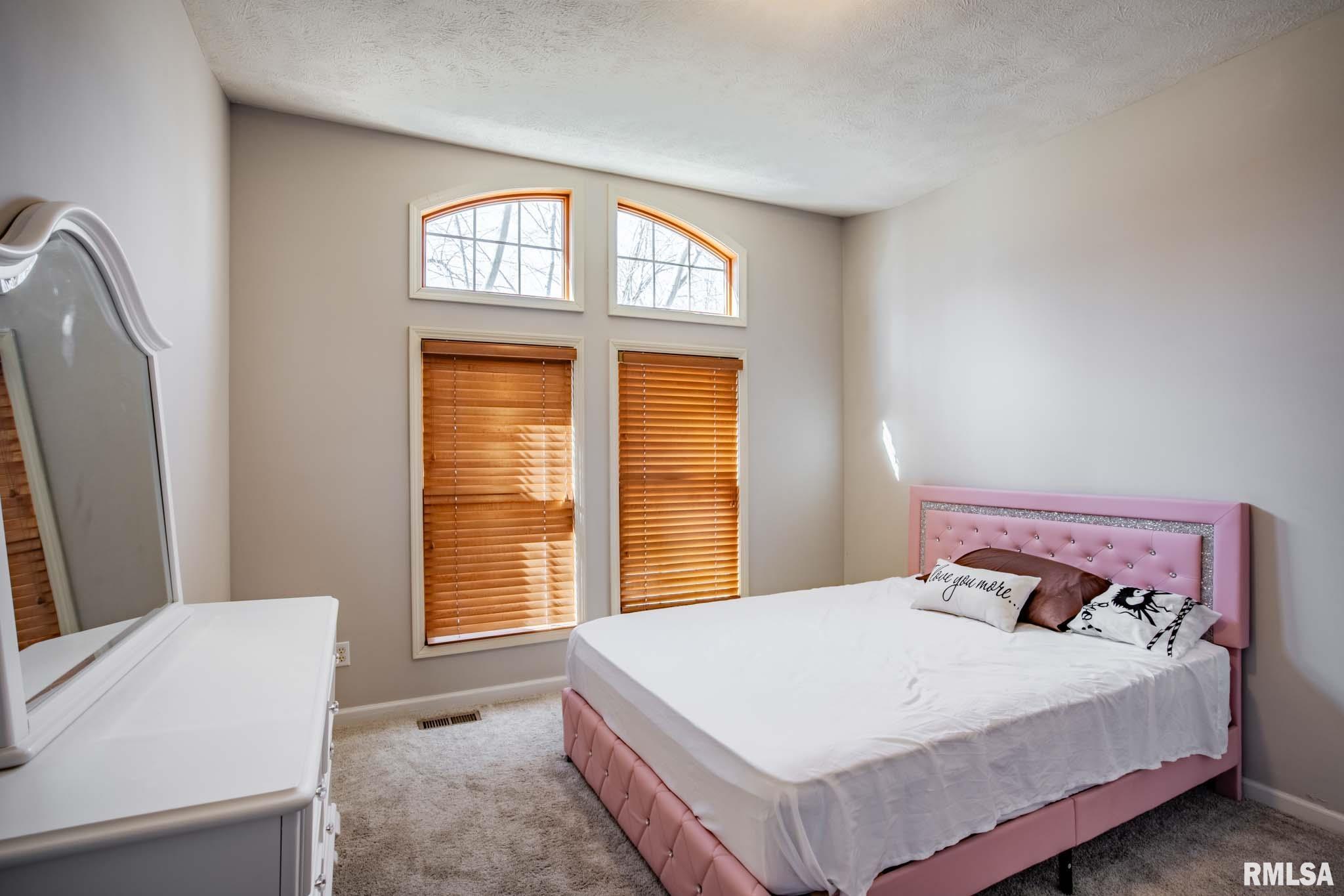 1818 Calico Road Marion, IL 62959 - Photo 22 of 36