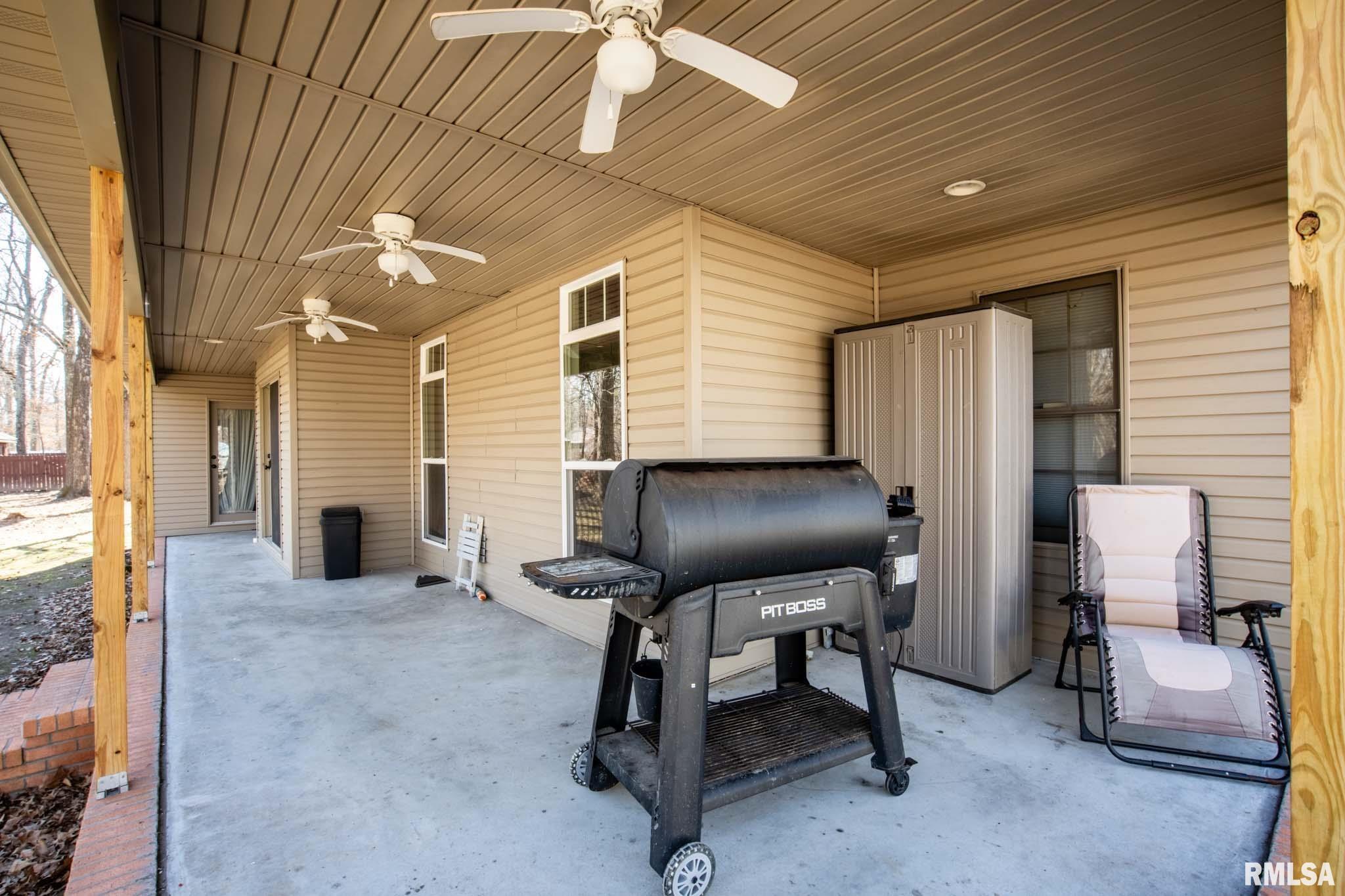 1818 Calico Road Marion, IL 62959 - Photo 32 of 36