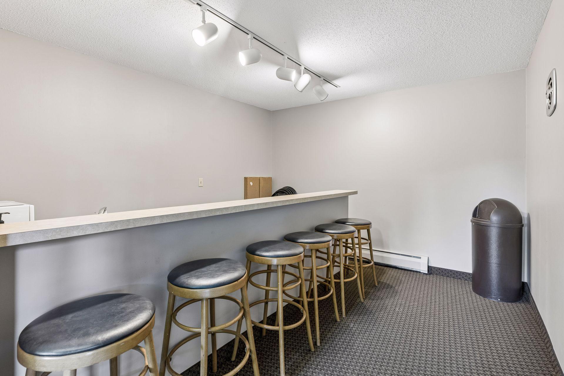 7401 West 101st Street, Unit 320 Bloomington, MN 55438 - Photo 23 of 25