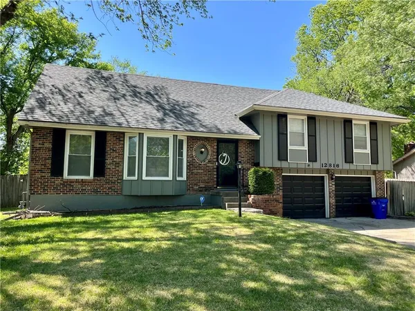 $289,000 | 12816 Byars Road, Grandview, MO 64030