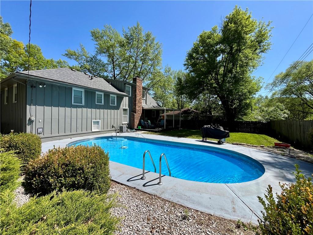 12816 Byars Road Grandview, MO 64030 - Photo 3 of 8