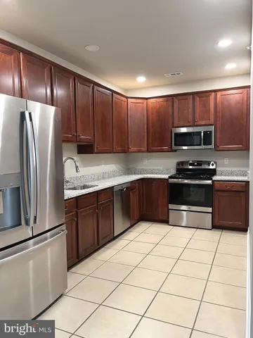 $2,200 | 1324 West Chester Pike, Unit 113, West Chester, PA 19382