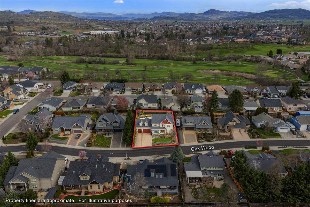 637 Oak Wood Eagle Point, OR 97524 - Photo 42 of 47