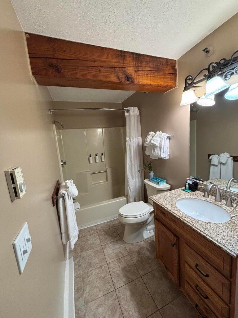1351 Post Road, Unit 49 Wells, ME 04090 - Photo 10 of 21 Full Bath