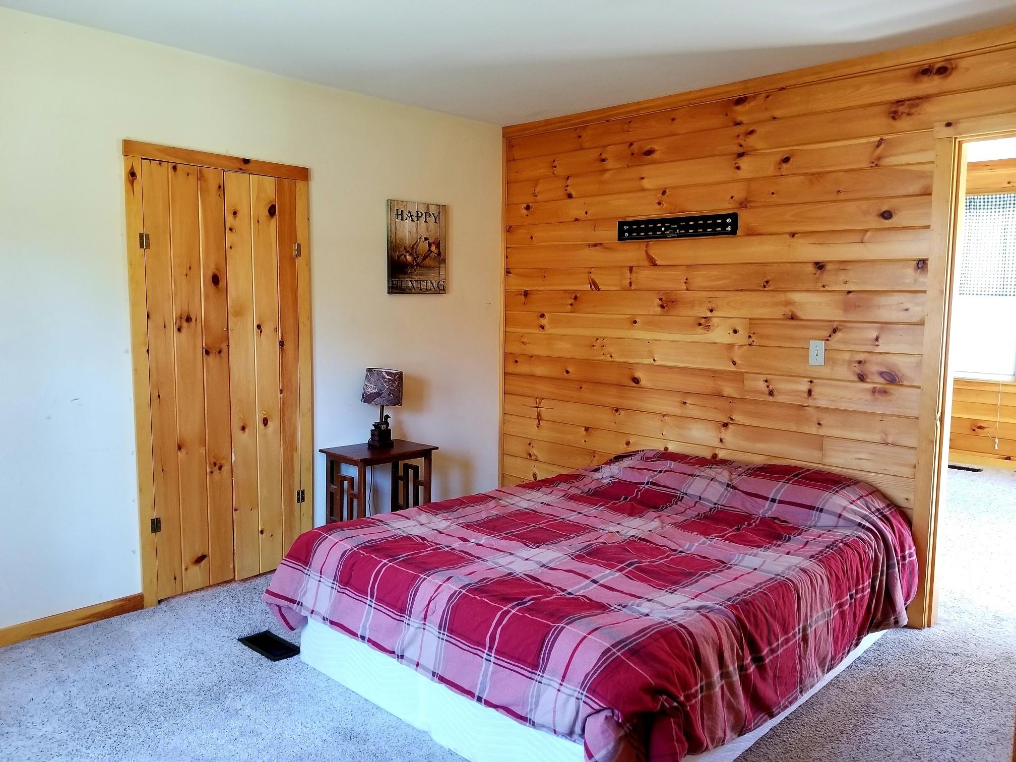 15 Crummett Street Waterville, ME 04901 - Photo 17 of 35 1st Floor Bedroom