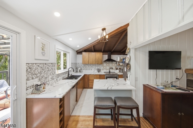 228 Waconia Road Vernon, NJ 07422 - Photo 26 of 48