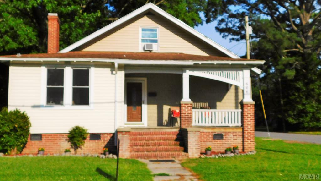 806 Raleigh Street Elizabeth City, NC 27909 - Photo 1 of 23 Main View