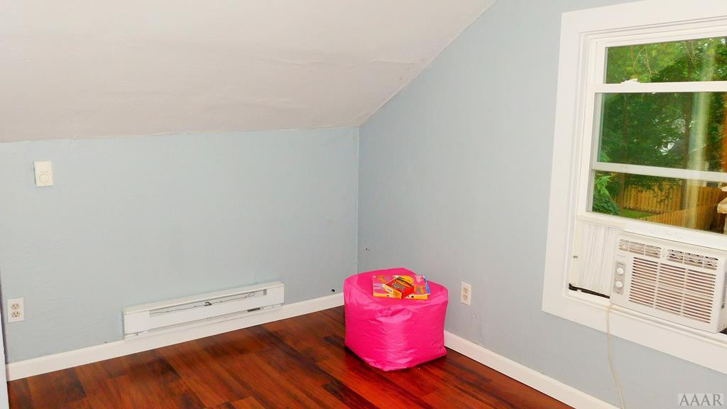 806 Raleigh Street Elizabeth City, NC 27909 - Photo 19 of 23 end of the upstairs bedroom.