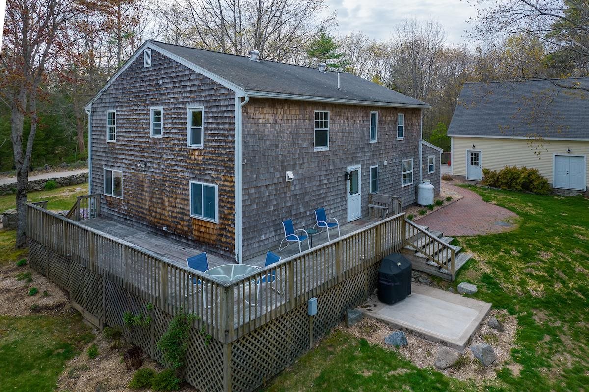 347 Dame Road Durham, NH 03824 - Photo 8 of 39 Gallery Image 8